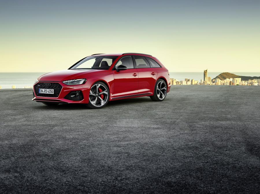  Audi RS4 Avant (B9) 2019 года  (WW) (фото 27 из 67)